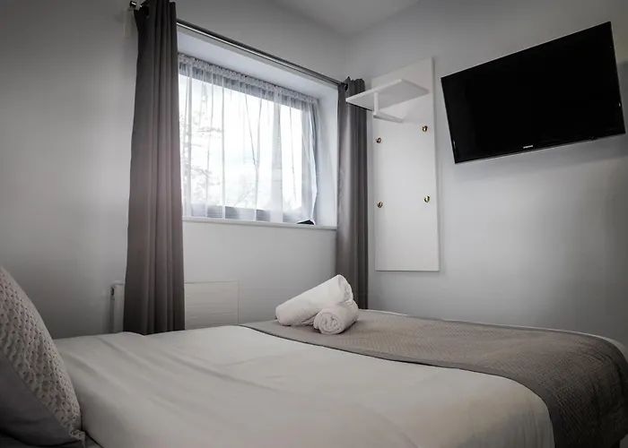 Sky Nights Hotel London Heathrow